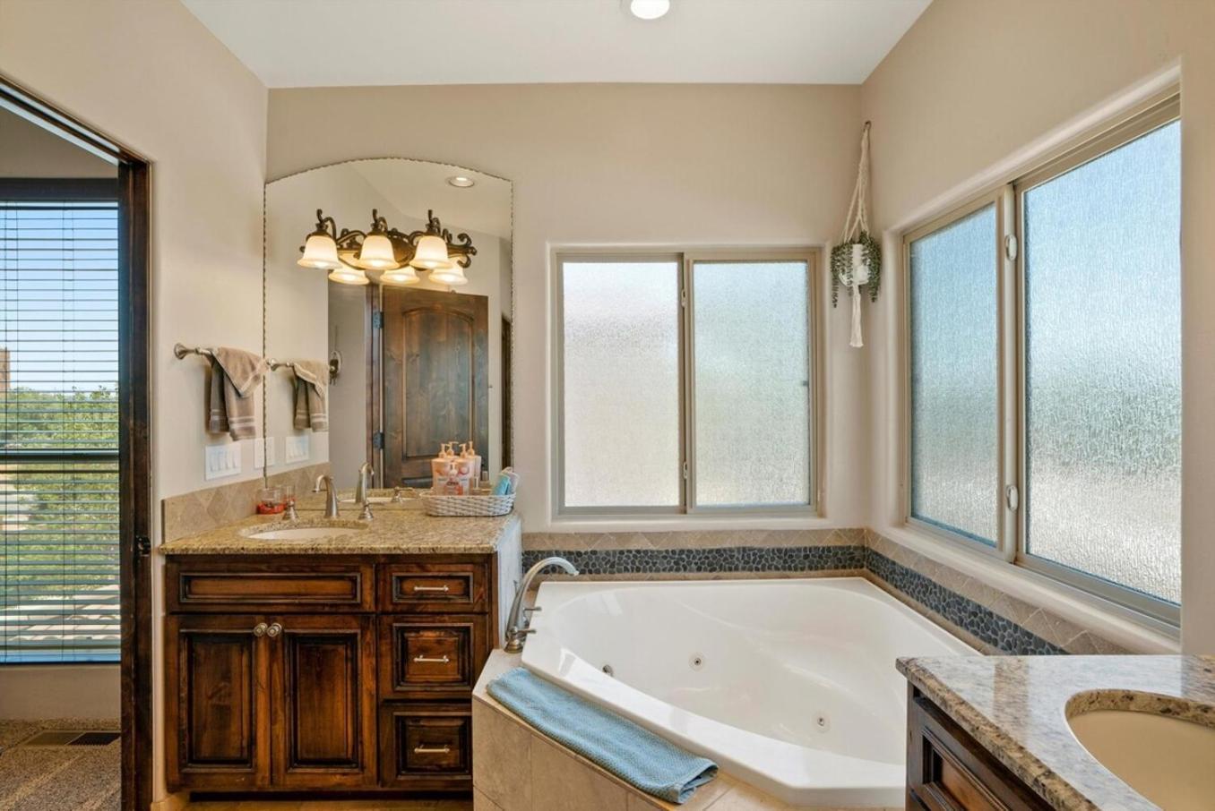 Luxury Tuscan Villa Near Old Town Albuquerque Exterior photo